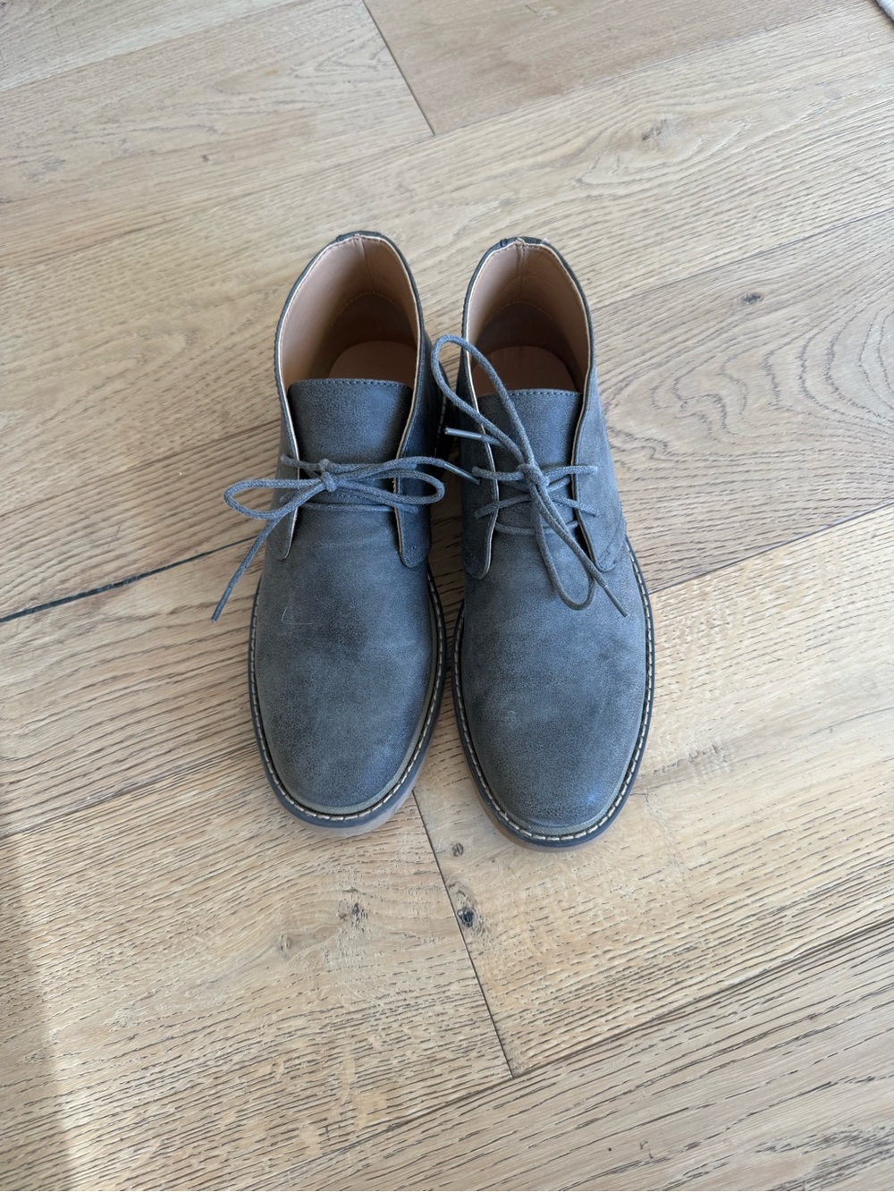 Nine West Suede Lace-Up Chukka Boots in Grey Size 8